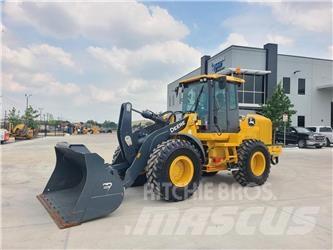 John Deere 544P Wheel loaders