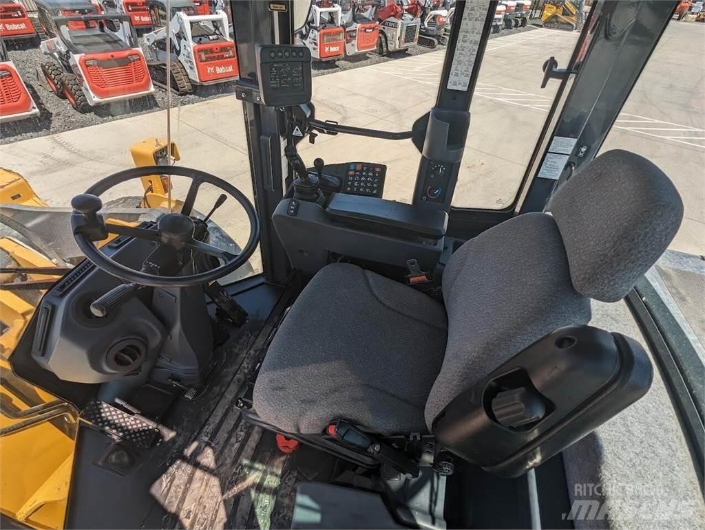 John Deere 644K Wheel loaders