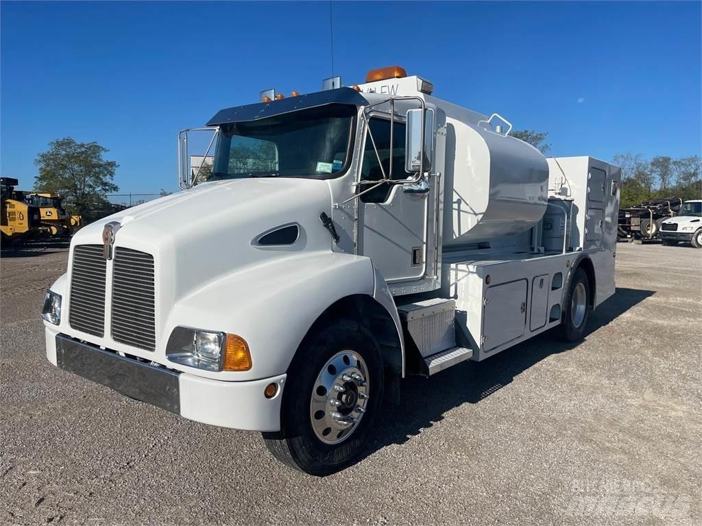 Kenworth T300 Construction - Others