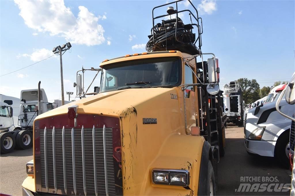 Kenworth T800 Crane trucks