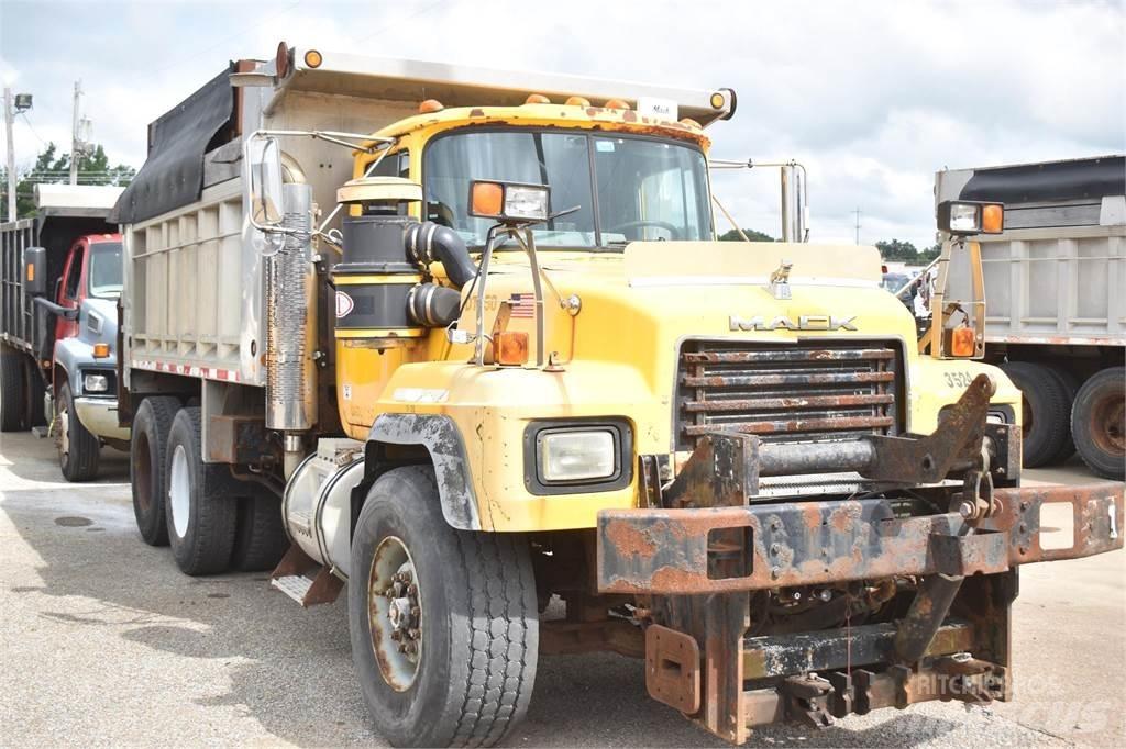 Mack RD688S Tipper trucks