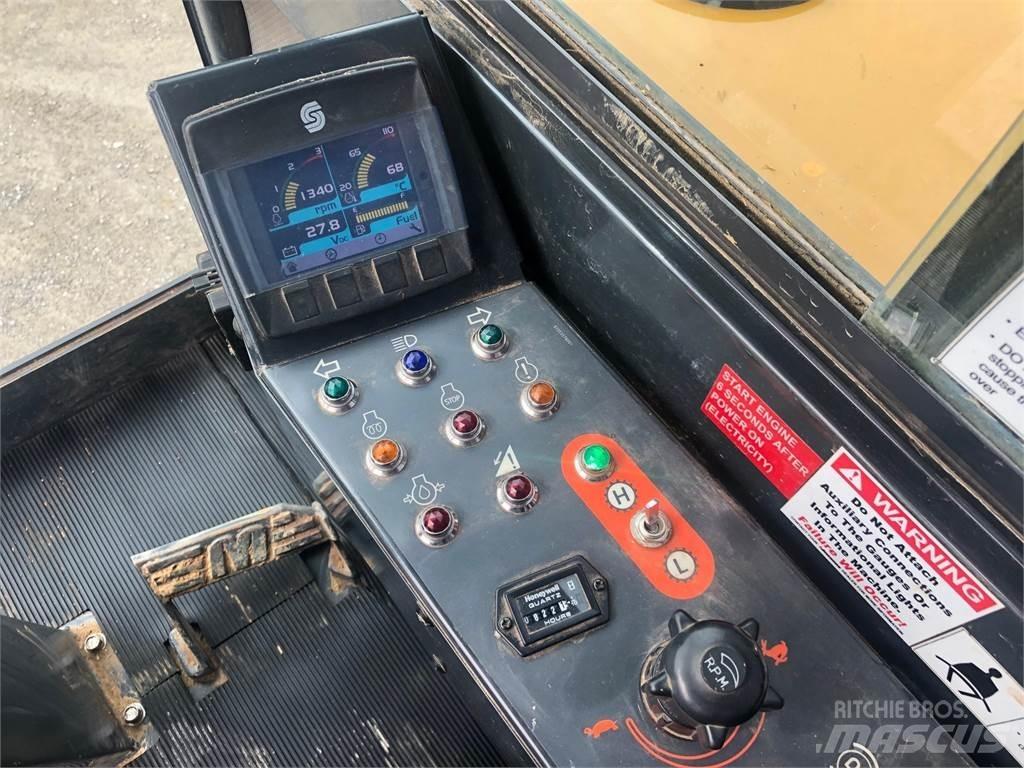 Morooka MST1500VD Tracked dumpers