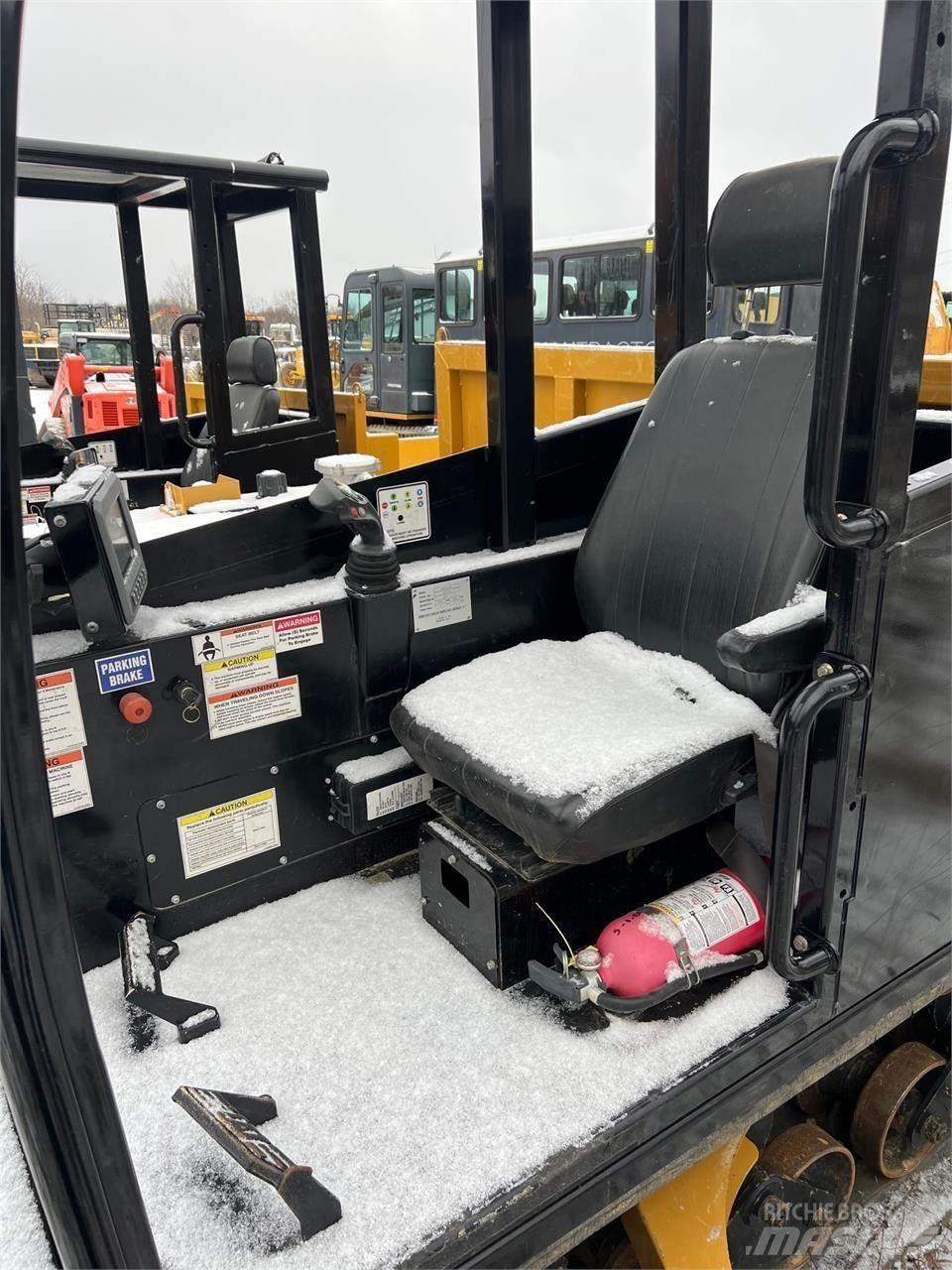 Morooka MST660VD Tracked dumpers