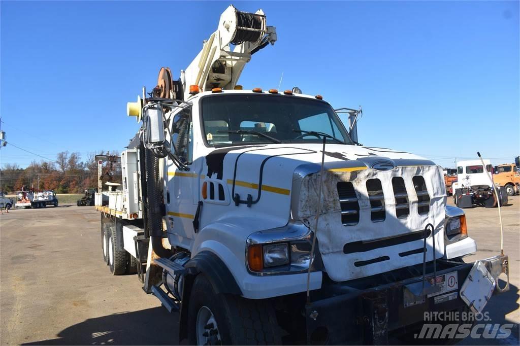 National 638E2 Crane trucks
