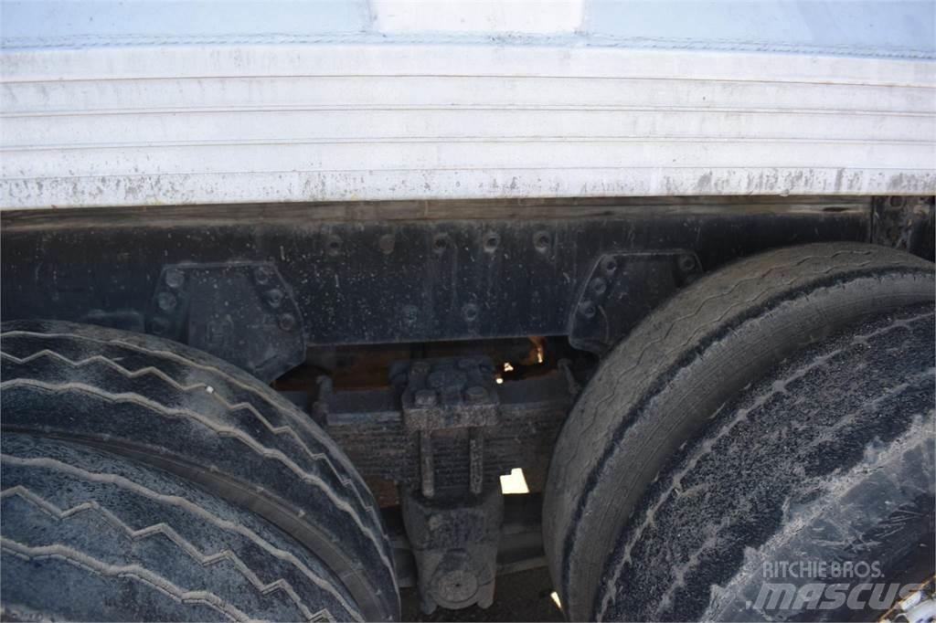 Peterbilt 357 Tipper trucks