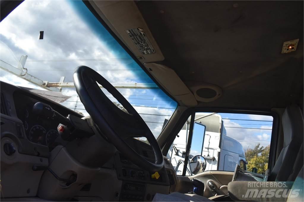 Sterling L8500 Crane trucks