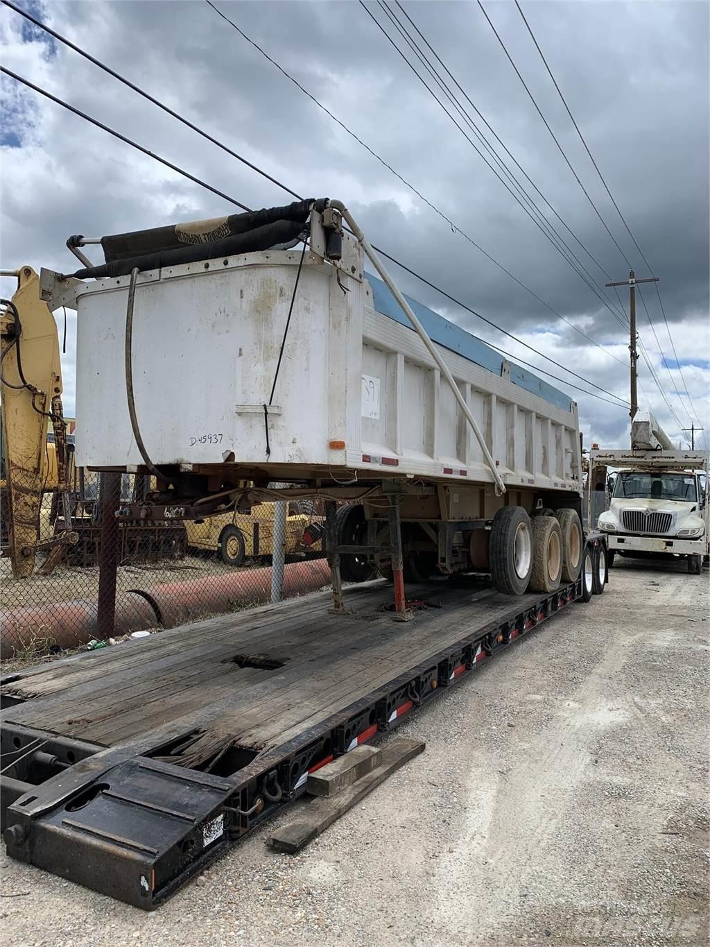 Travis  Tipper trailers