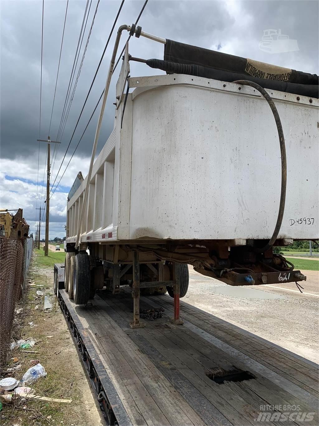 Travis  Tipper trailers