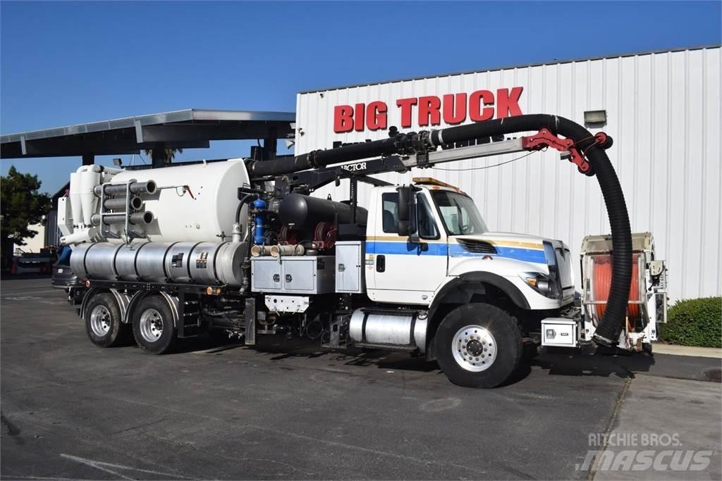 Vactor 2100 PLUS Construction - Others