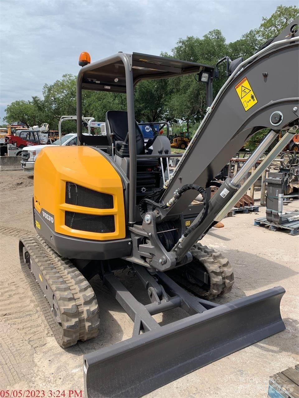 Volvo ECR40D Mini excavators < 7t (Mini diggers)