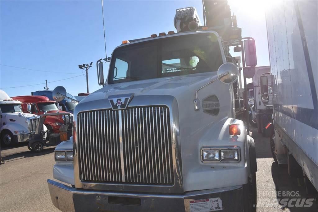 Western Star 4900 Crane trucks