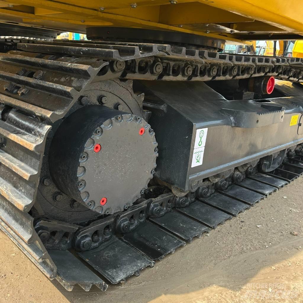 Komatsu 130 Crawler excavators