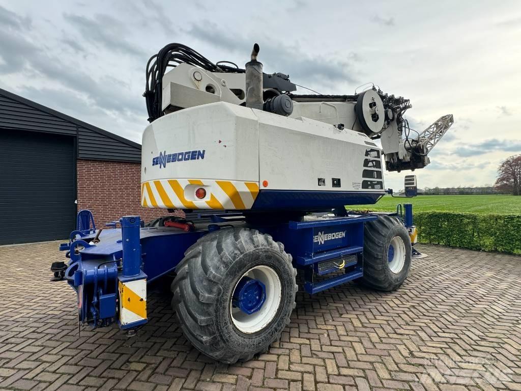 Sennebogen 608 Rough terrain cranes