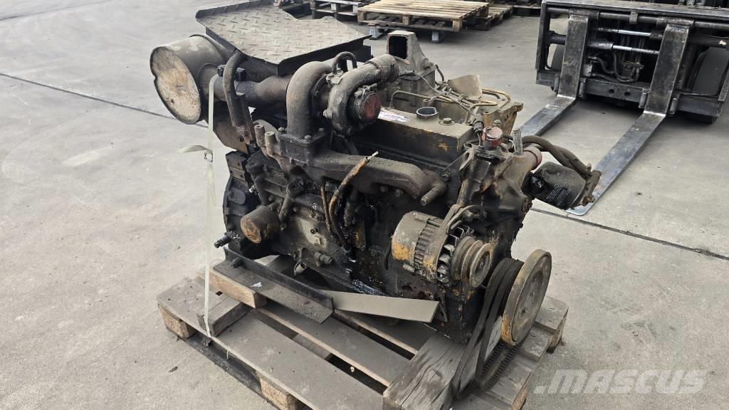Komatsu S6D95L-1 Engines