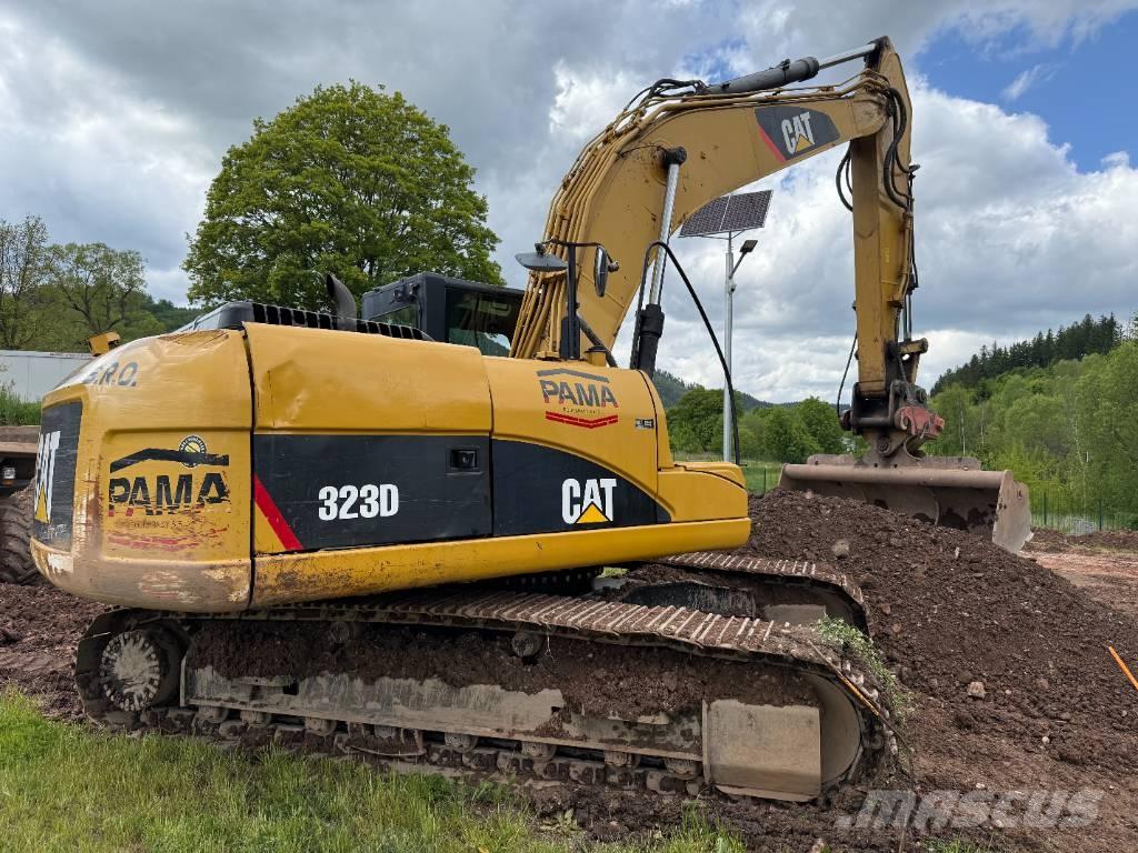CAT 323 D L Crawler excavators