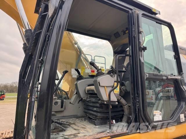 CAT 326 F LN Crawler excavators