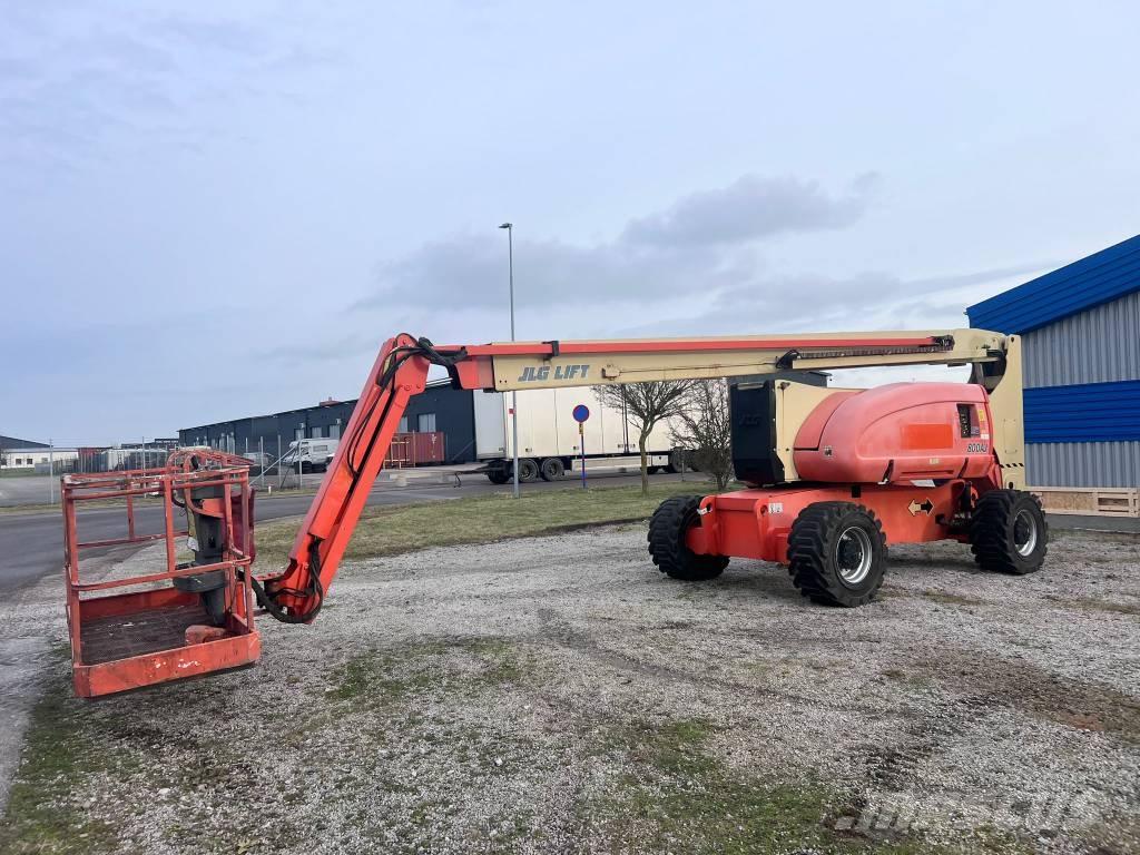 JLG 800 AJ Articulated boom lifts