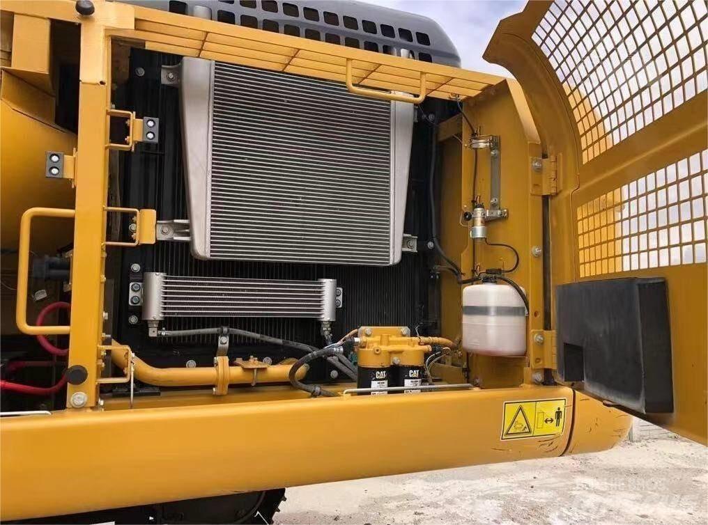 CAT 330D Crawler excavators