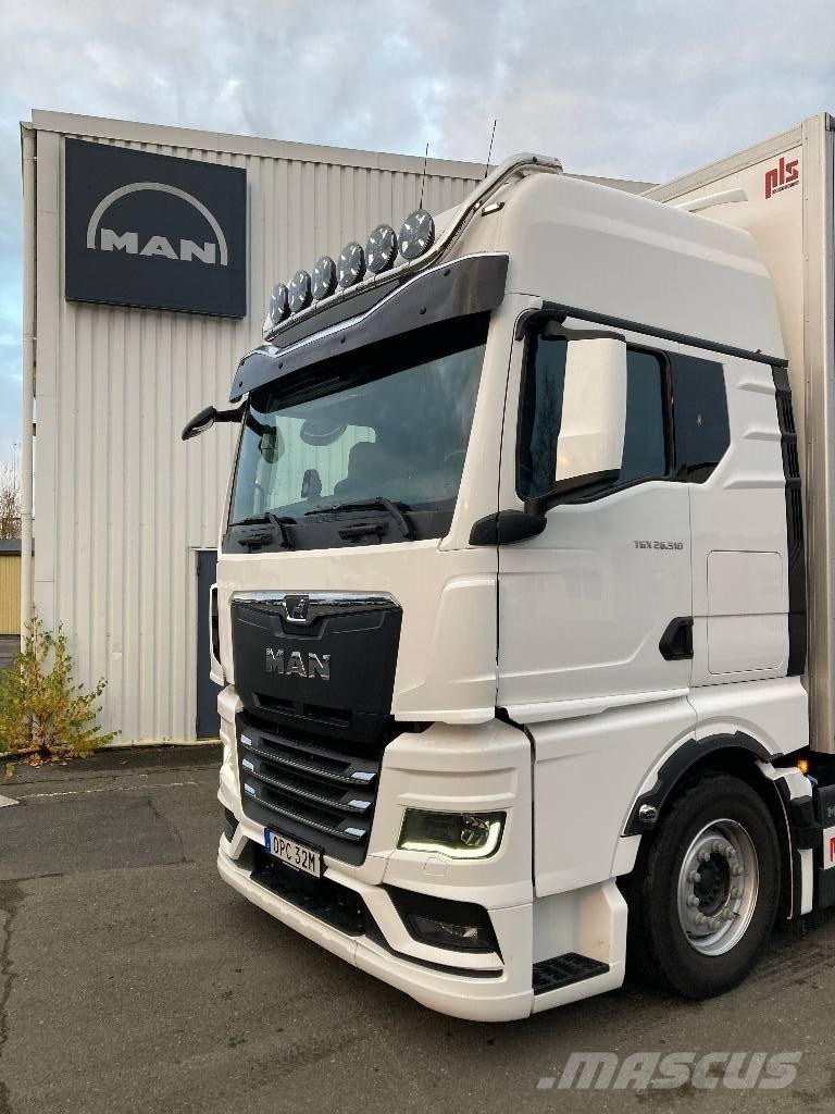 MAN TGX 26.510 Box body trucks
