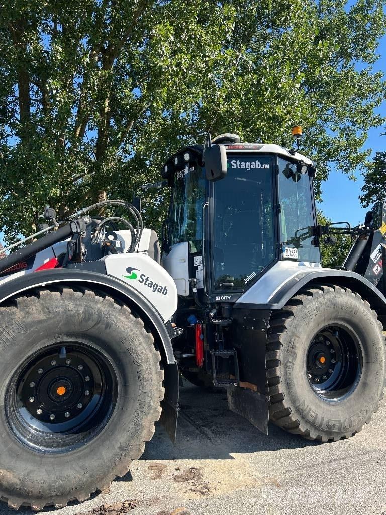 Huddig 1260D Backhoe loaders