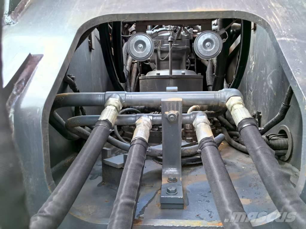 Hitachi ZX 240 HG Crawler excavators