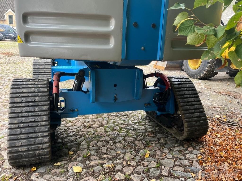Genie S 45 Trax Telescopic boom lifts