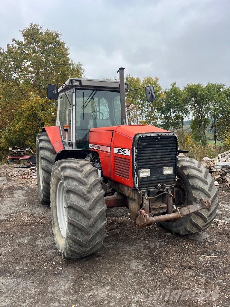 Massey Ferguson 3690 Tractors