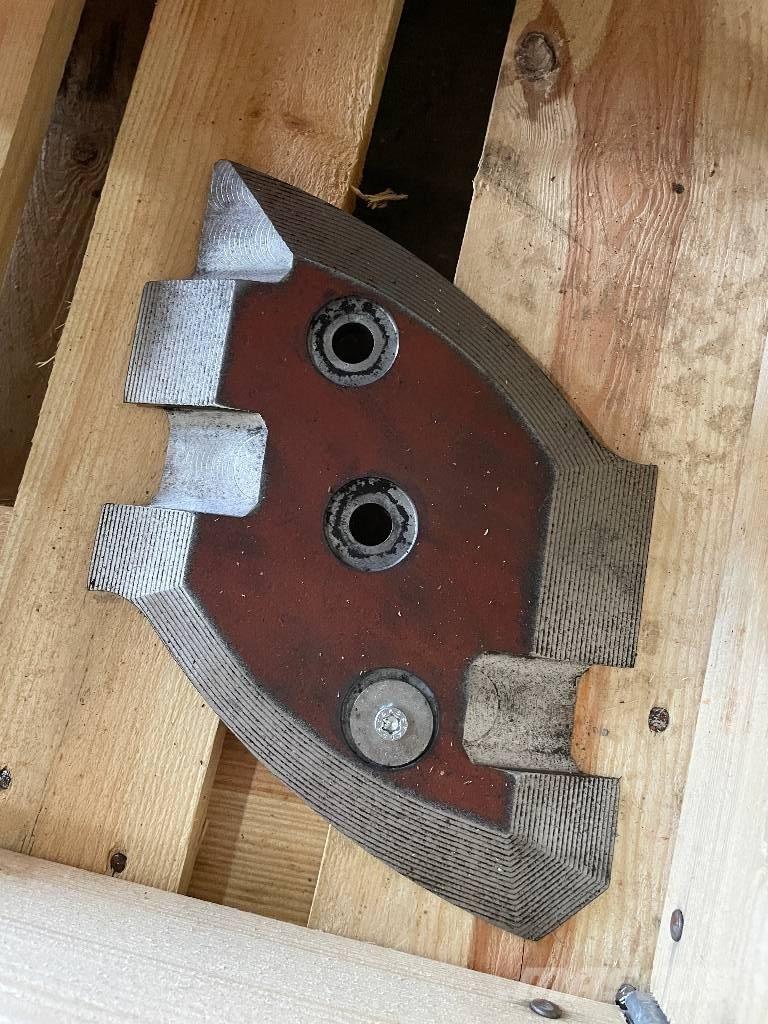 Dipperfox SC400 Groundcare - Others