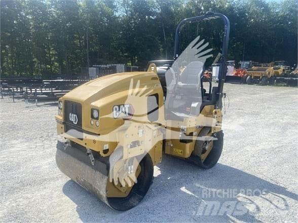 CAT CB2.7 GC Single drum rollers
