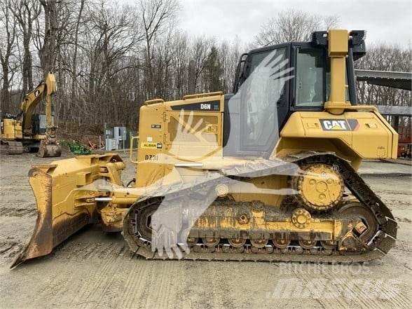 CAT D6N XL Crawler dozers
