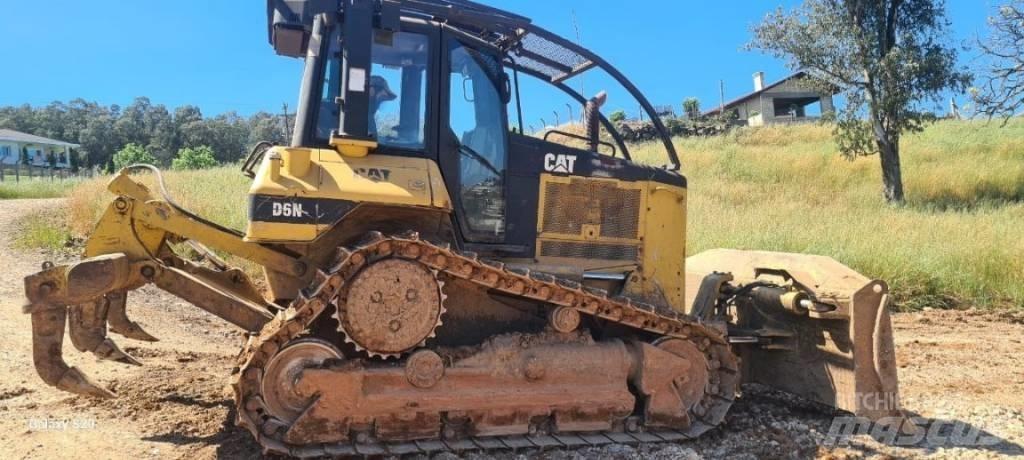 CAT D 6 N Crawler dozers