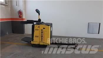 Hyster P2.0S Low lifter with platform