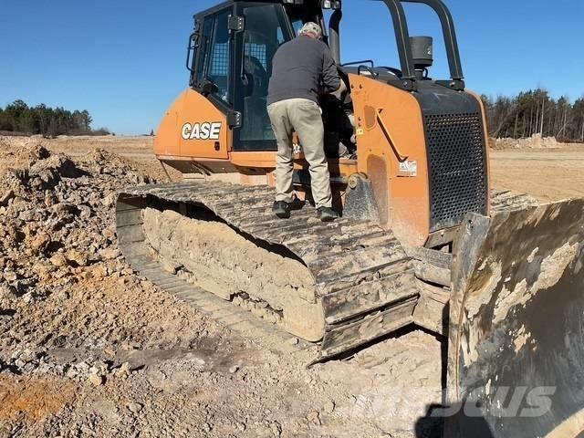 CASE 2050 M LGP Crawler dozers