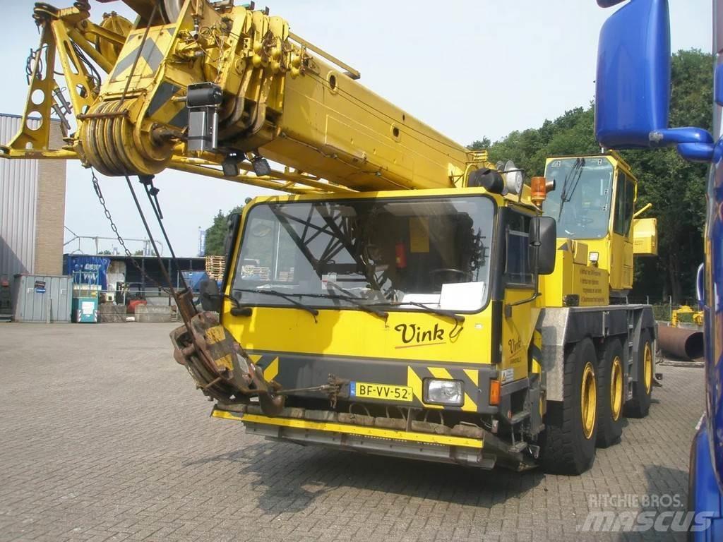 Liebherr LTM1040 All terrain cranes