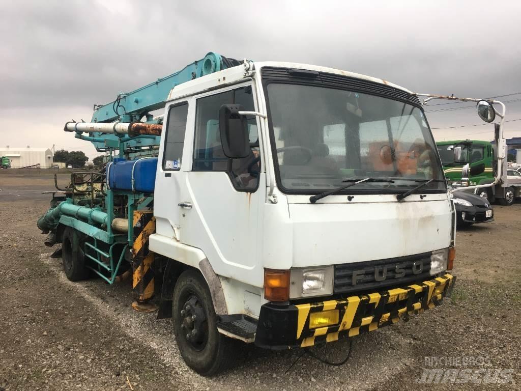 Mitsubishi DC-700BR Concrete pump trucks
