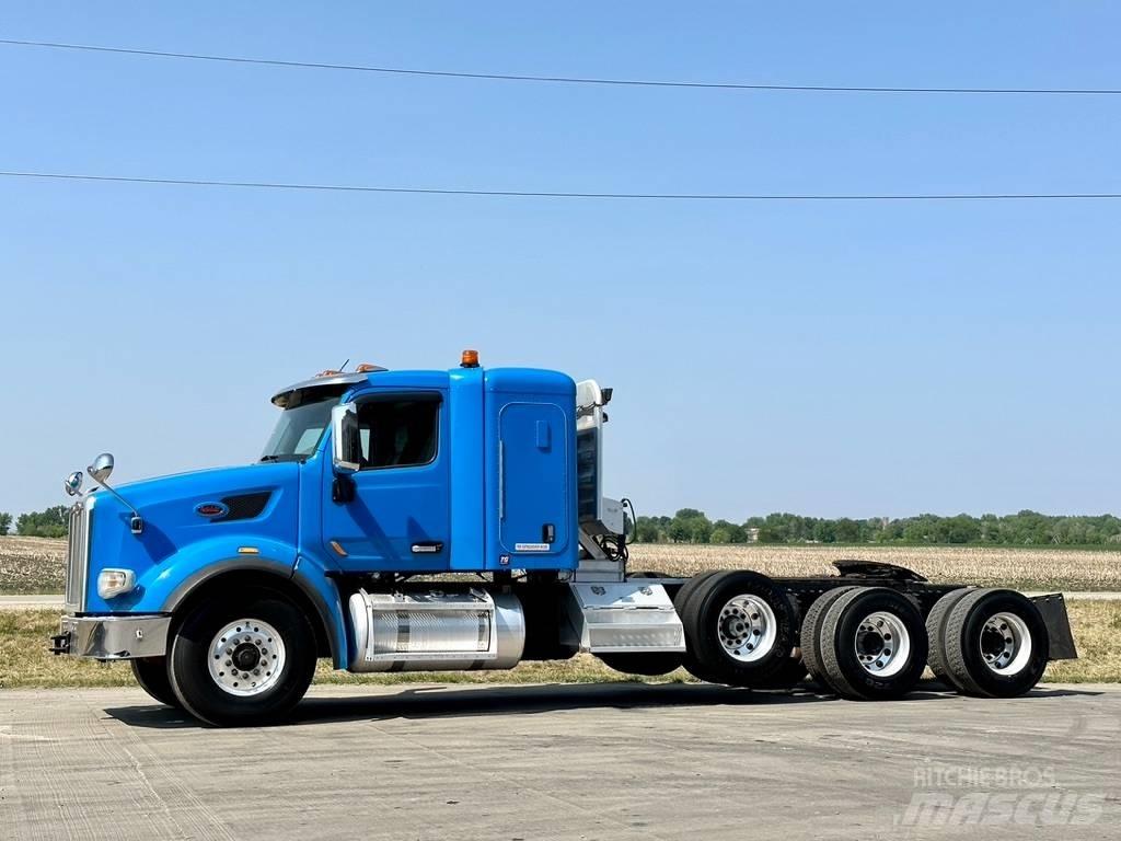 Peterbilt 567 Tractor Units