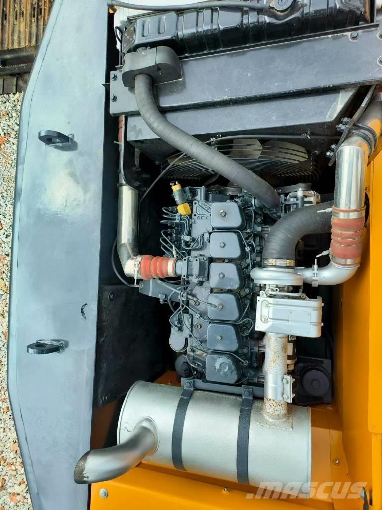 Hyundai HX220HD Crawler excavators