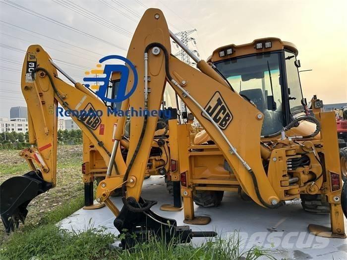 JCB 3 CX Backhoe loaders