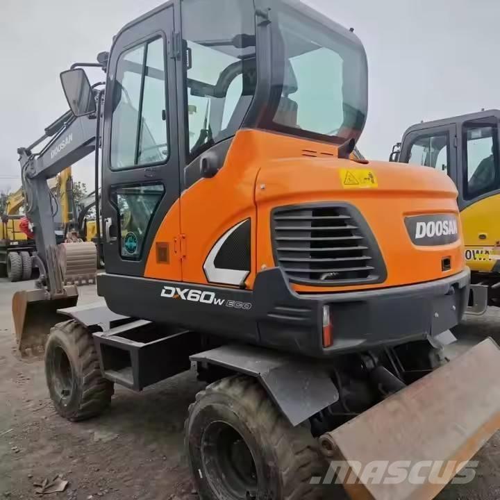 Doosan DX 60W Wheeled excavators