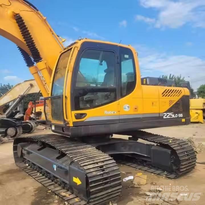 Hyundai 225LC-9s Crawler excavators