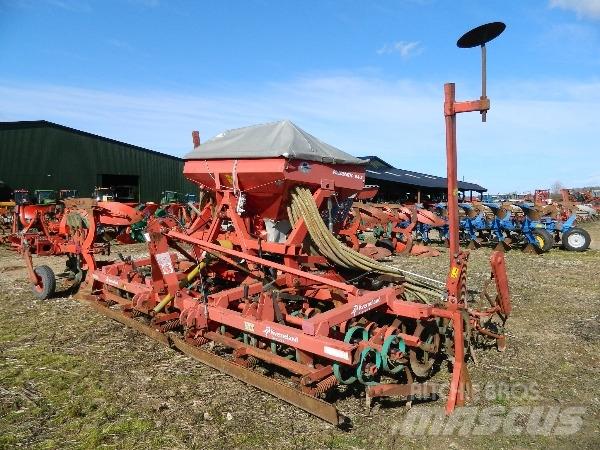 Kverneland Compakt Combination drills