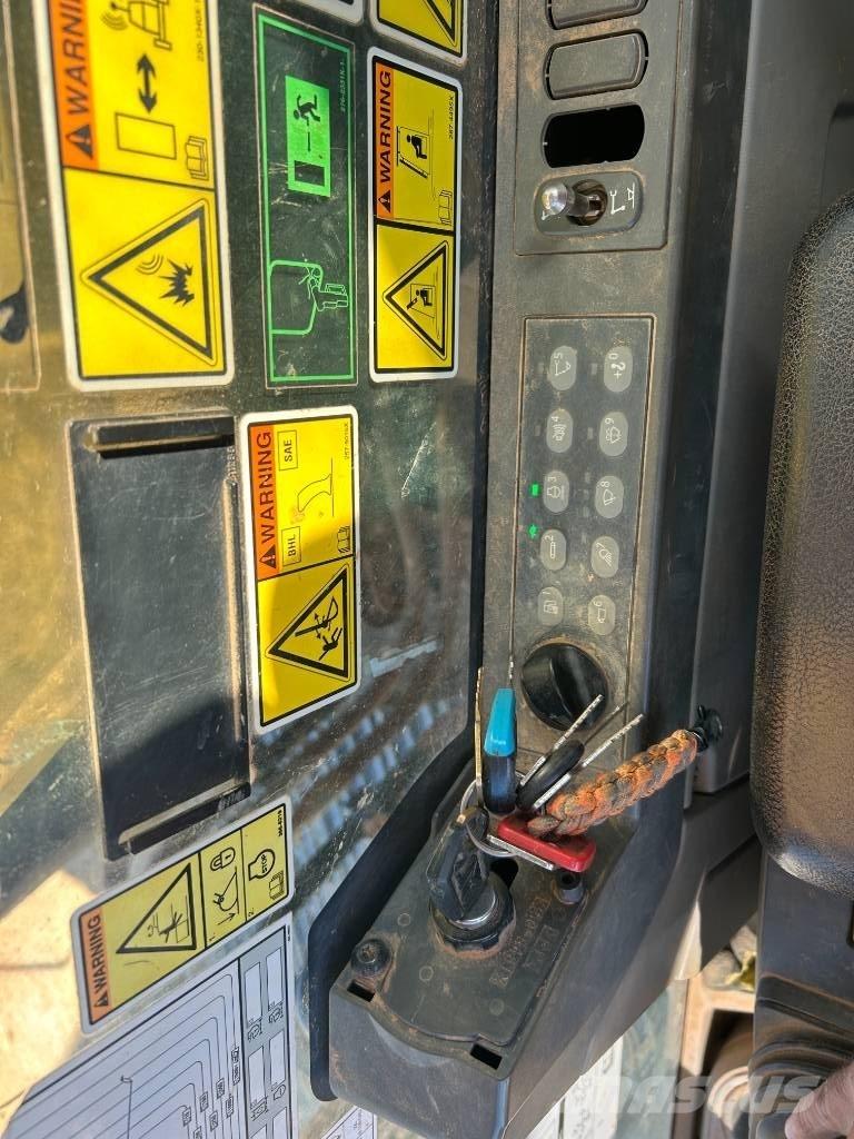 CAT 323 F L Crawler excavators