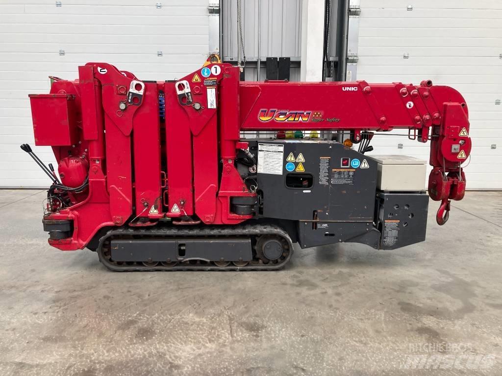 Unic URW-095 Mini cranes