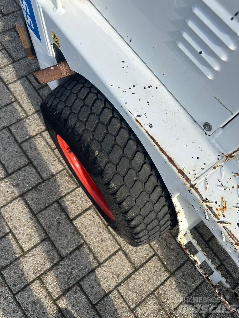 Knikmops 100 Wheel loaders