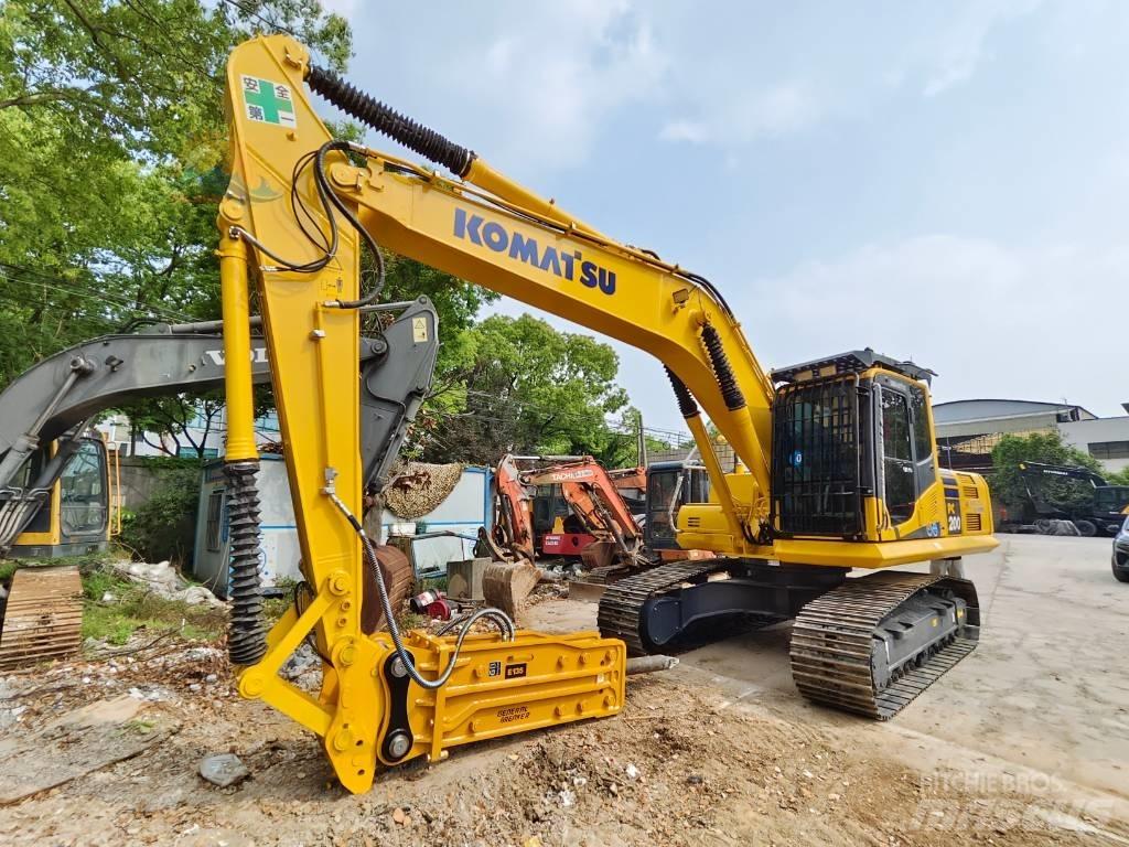 Komatsu PC 200-8 Crawler excavators