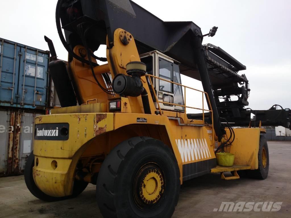 Fantuzzi CS 45 KM Reachstackers