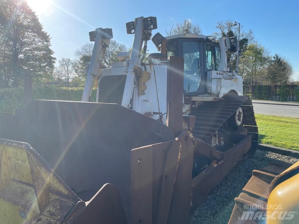 CAT D8T LGP Crawler dozers