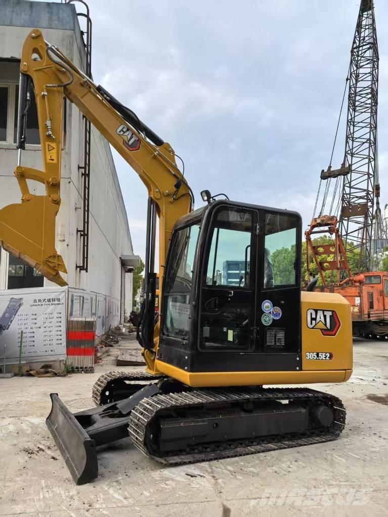 CAT 305.5E2 Midi excavators  7t - 12t