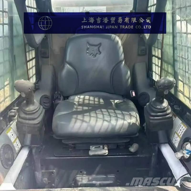 Bobcat S 330 Skid steer loaders