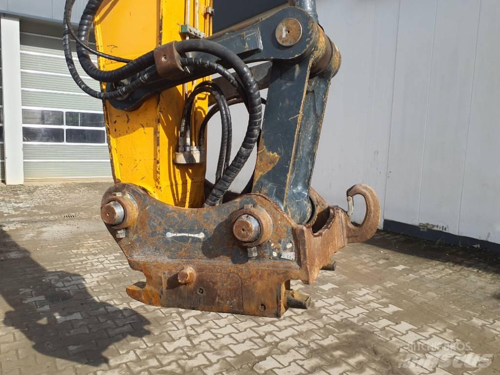 Hyundai HX 300 L Crawler excavators